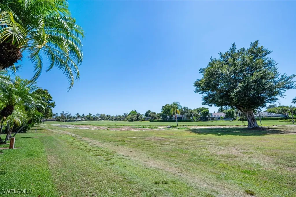 190 Pebble Beach Boulevard Naples FL 34113