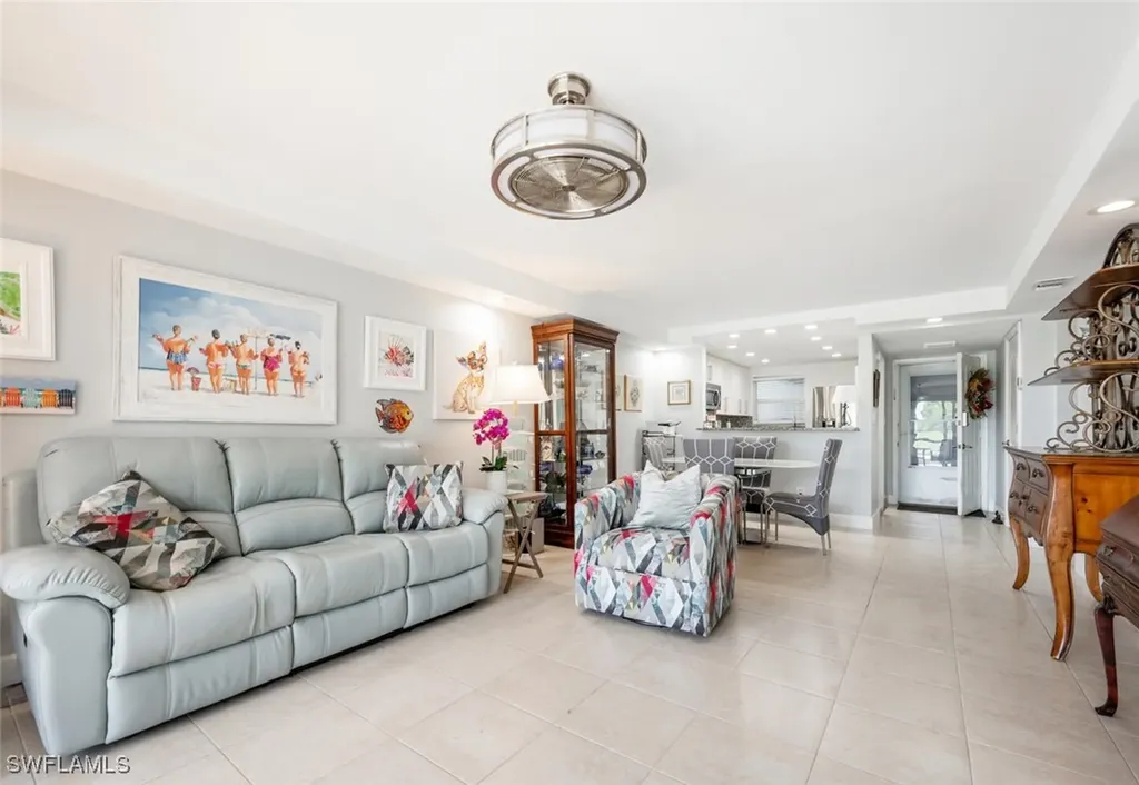 190 Pebble Beach Boulevard Naples FL 34113