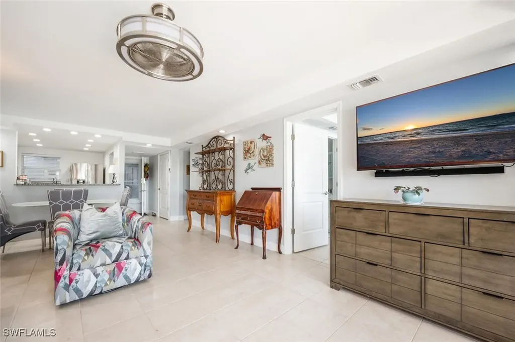 190 Pebble Beach Boulevard Naples FL 34113