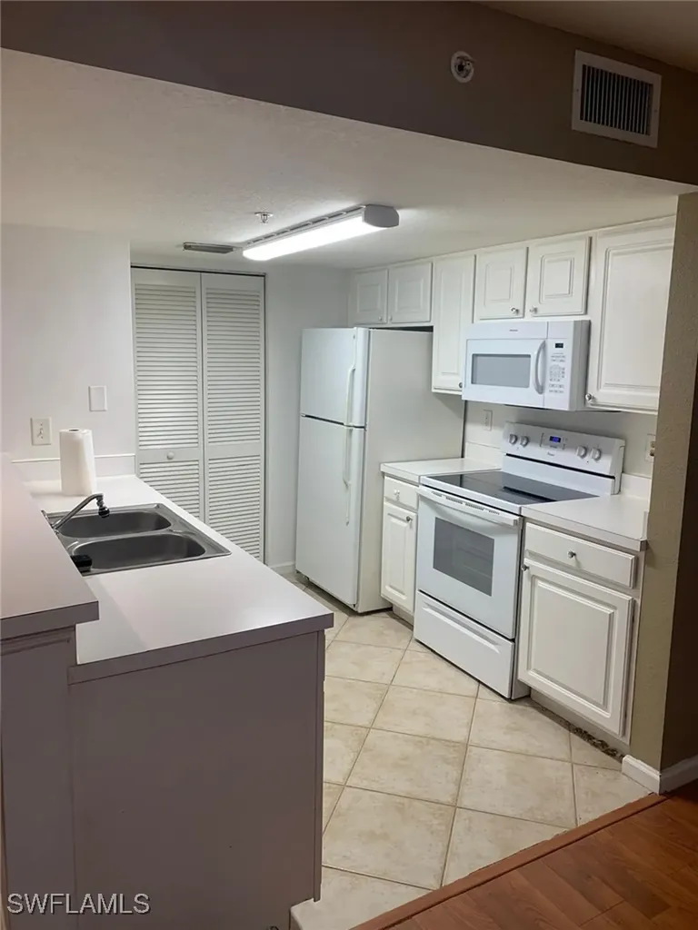 4149 Residence Drive Fort Myers FL 33901