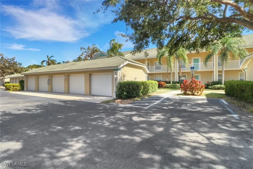 25767 Lake Amelia Way Bonita Springs FL 34135
