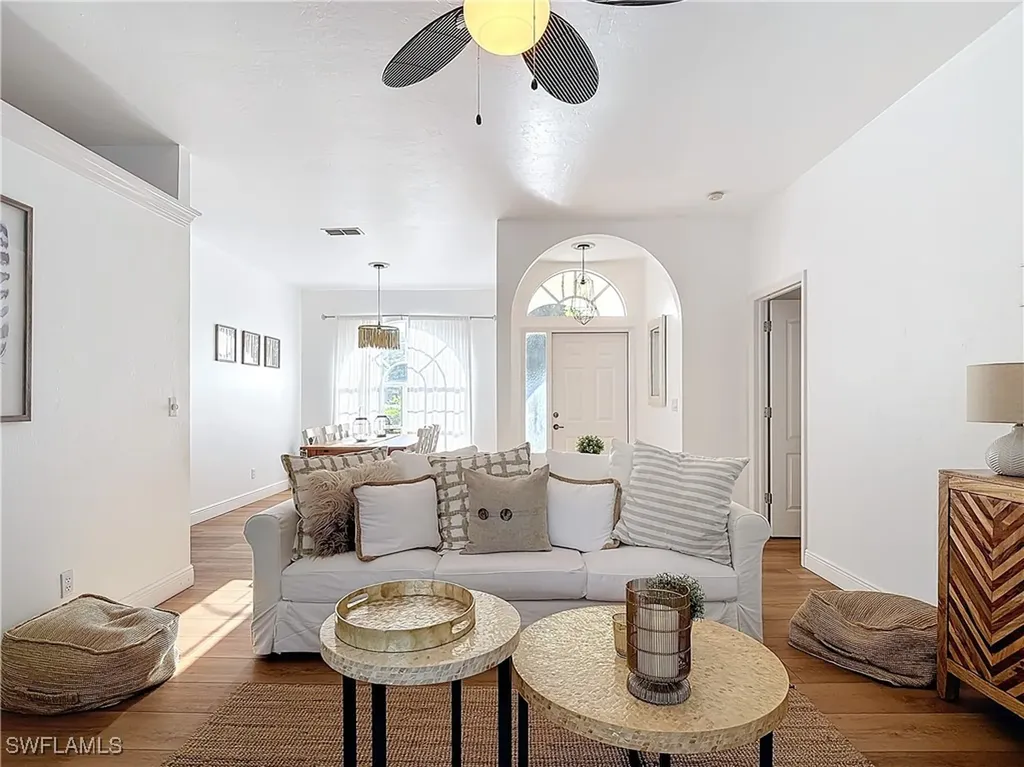 4991 Brixton Court Naples FL 34104