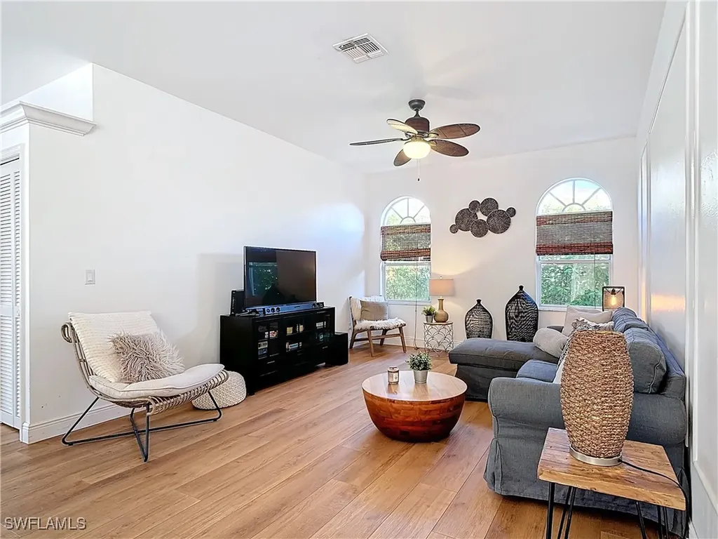 4991 Brixton Court Naples FL 34104