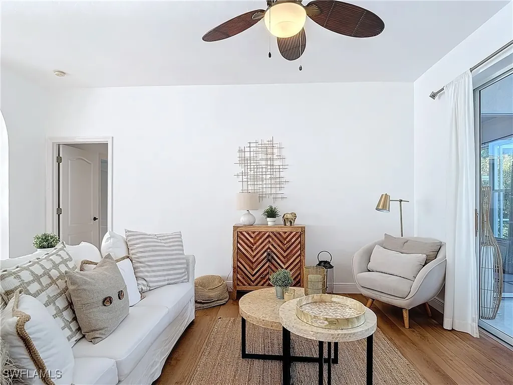 4991 Brixton Court Naples FL 34104