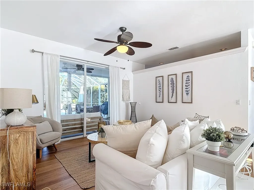 4991 Brixton Court Naples FL 34104