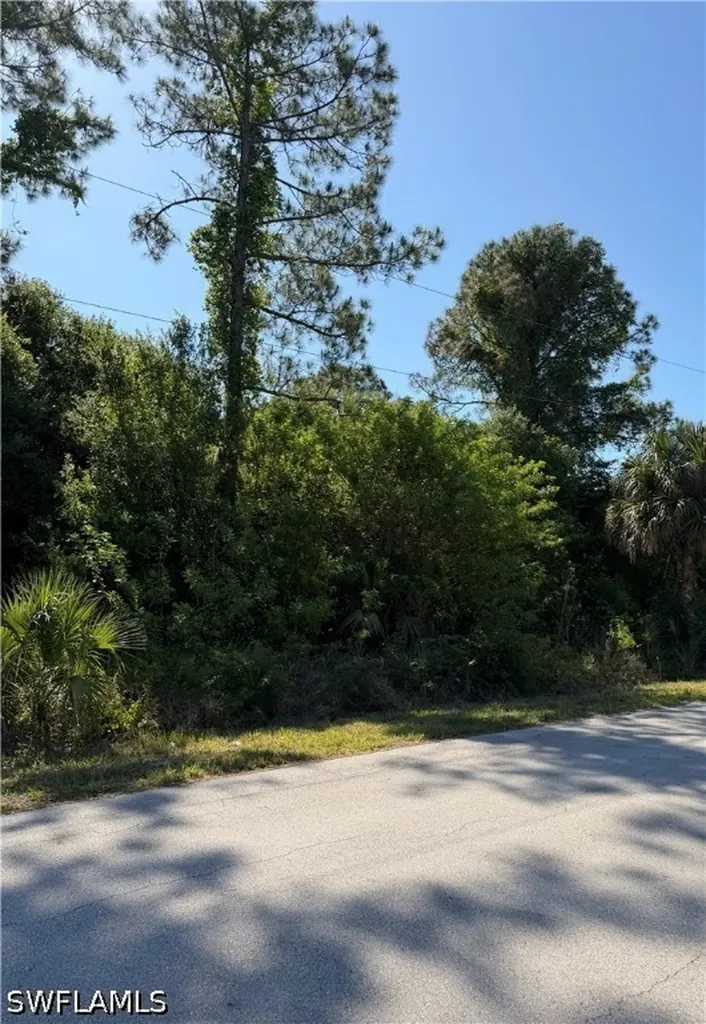 904 Sheldon Avenue Lehigh Acres FL 33936