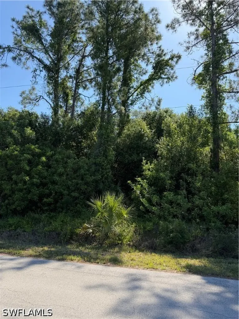 904 Sheldon Avenue Lehigh Acres FL 33936
