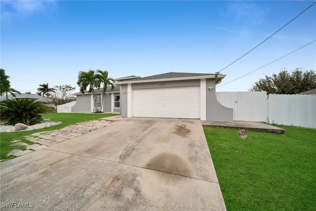 1631 SW 22nd Lane Cape Coral FL 33991