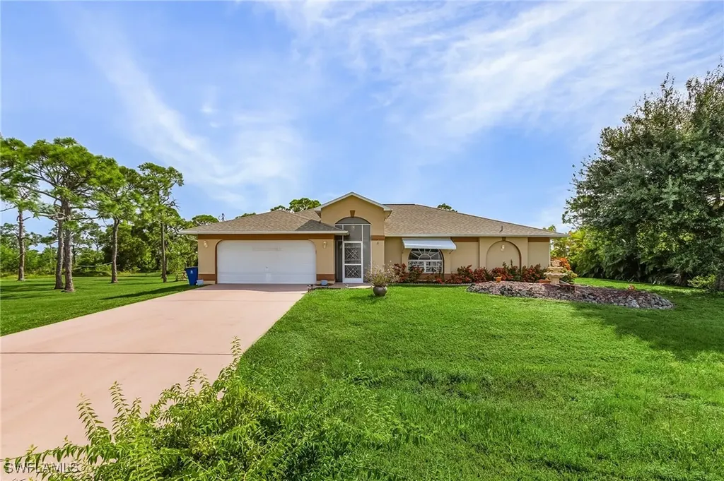 8704 Yukon Court St. James City FL 33956