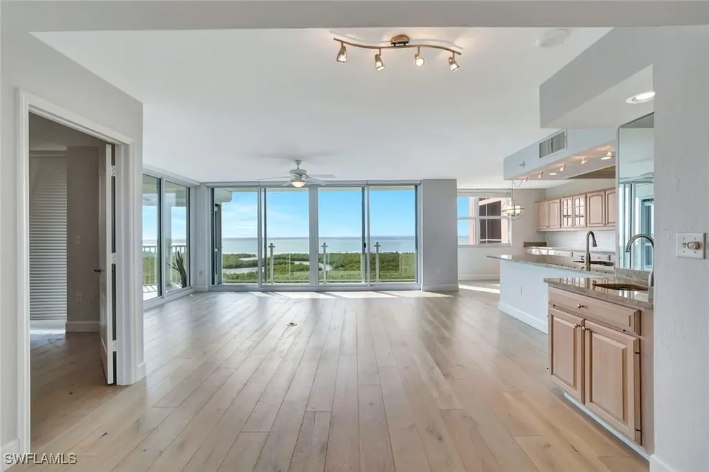 6101 Pelican Bay Boulevard Naples FL 34108