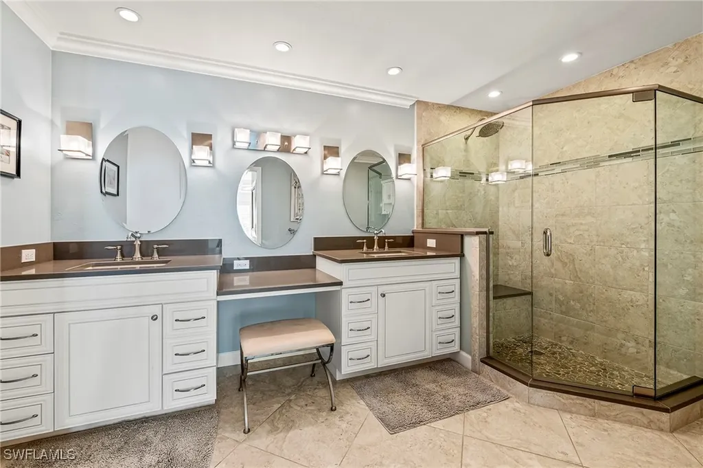 2852 Aintree Lane Naples FL 34112