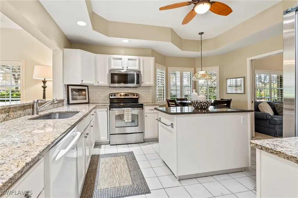 2852 Aintree Lane Naples FL 34112