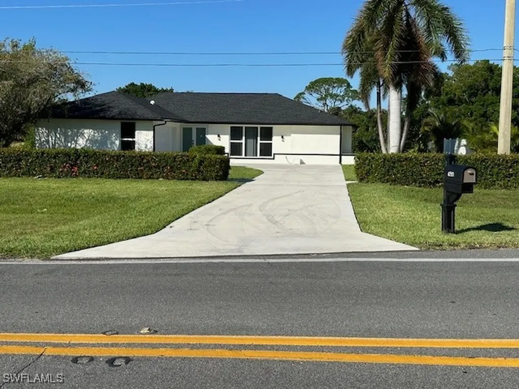 4291 Orange Grove Boulevard North Fort Myers FL 33903