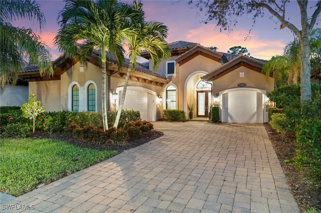 Naples FL, 7529 Lantana Circle