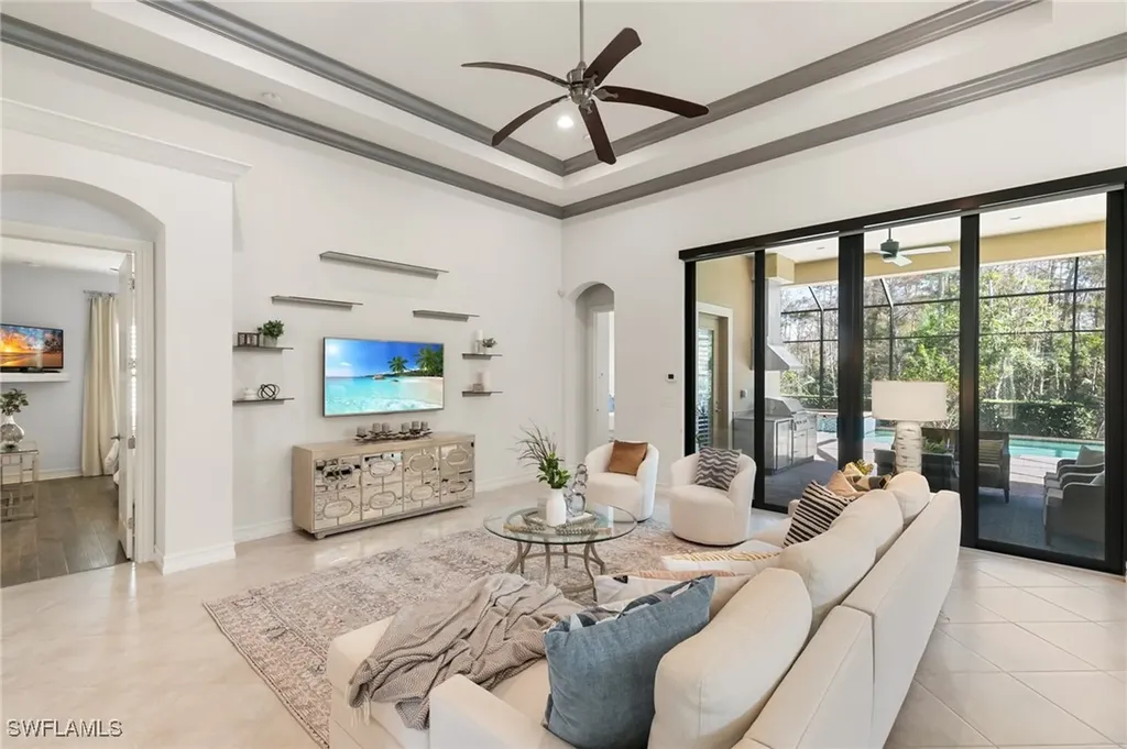 7529 Lantana Circle Naples FL 34119