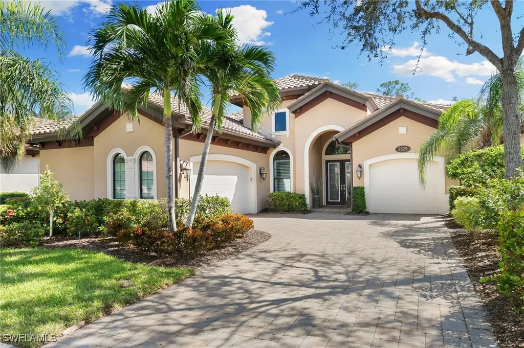 7529 Lantana Circle Naples FL 34119