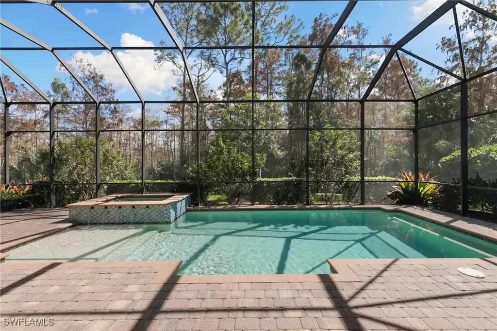 7529 Lantana Circle Naples FL 34119