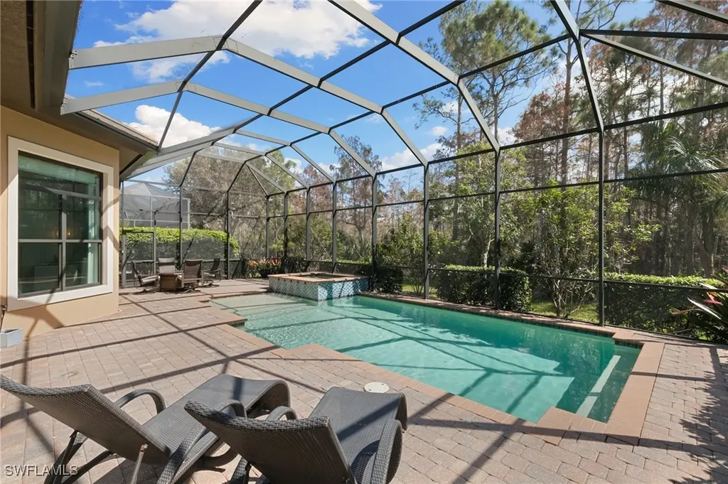 7529 Lantana Circle Naples FL 34119