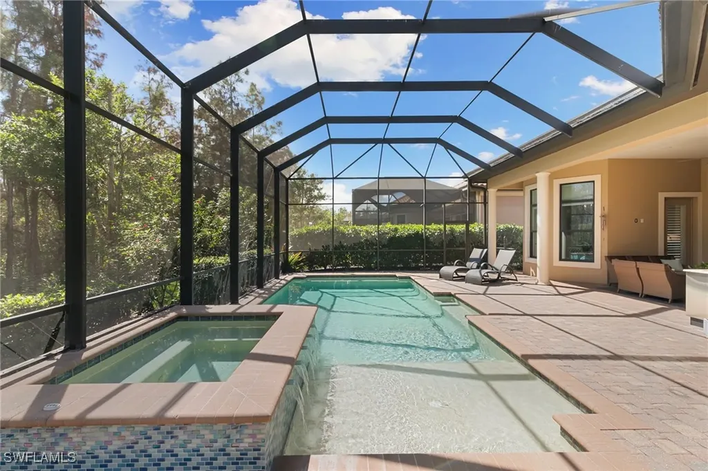 7529 Lantana Circle Naples FL 34119