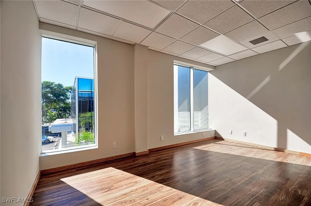 3411 Tamiami Trail N Naples FL 34103