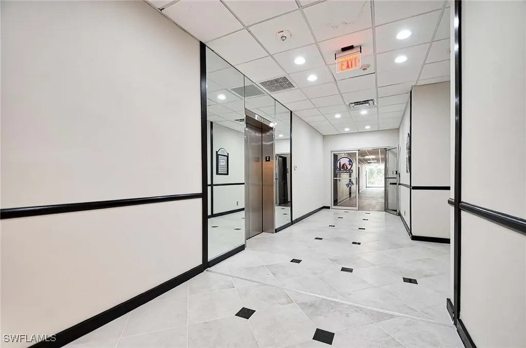 3411 Tamiami Trail N Naples FL 34103