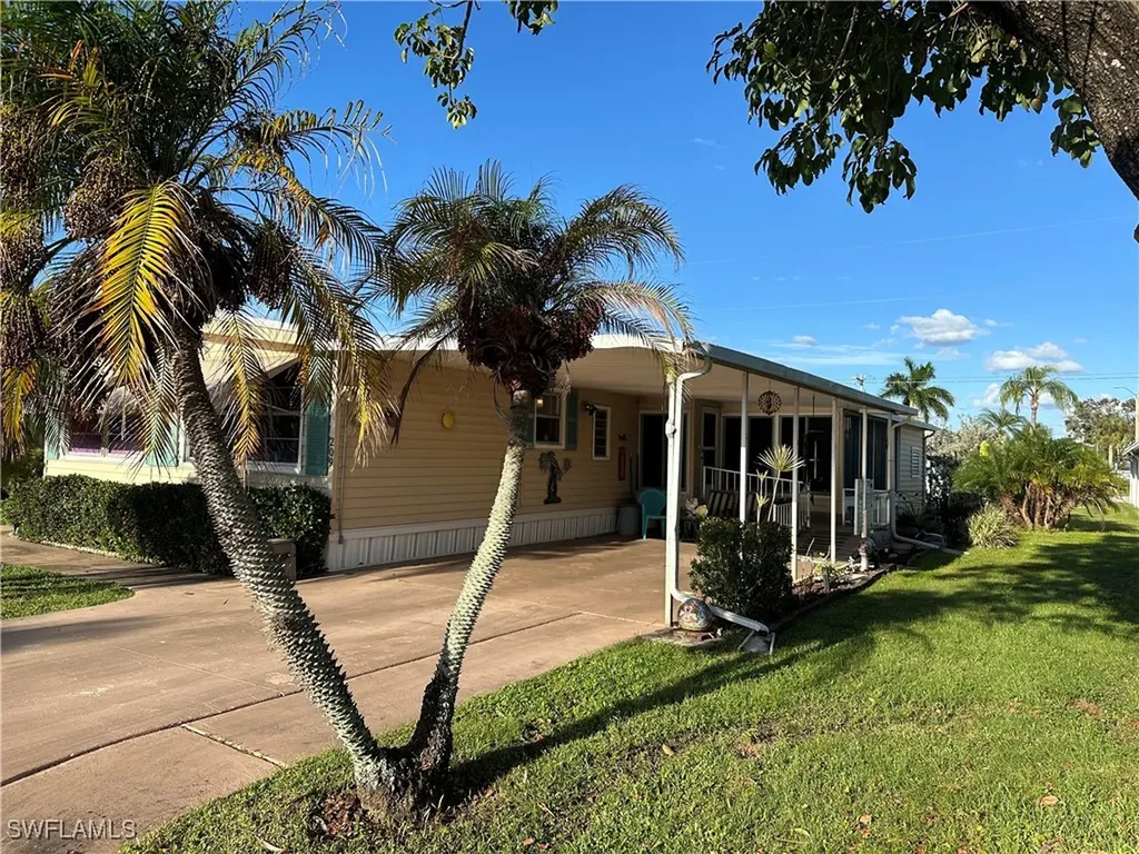 209 Harvest Lane North Fort Myers FL 33917