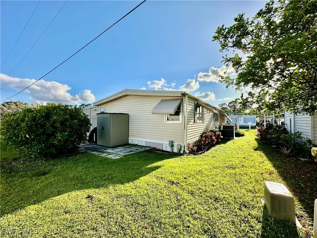 209 Harvest Lane North Fort Myers FL 33917