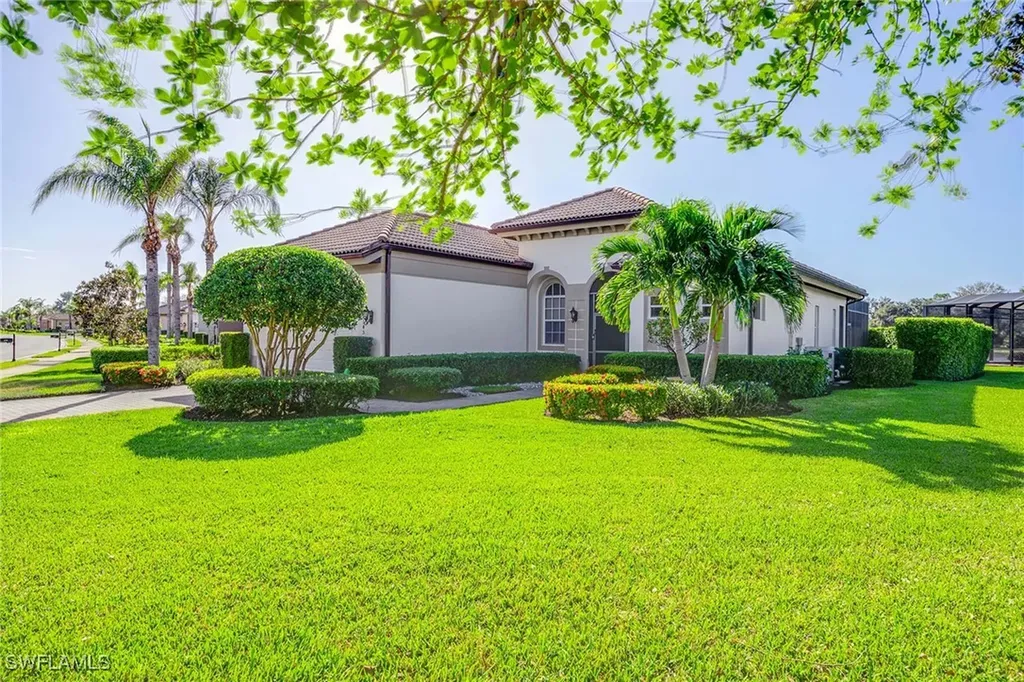 6145 Dogleg Drive Naples FL 34113