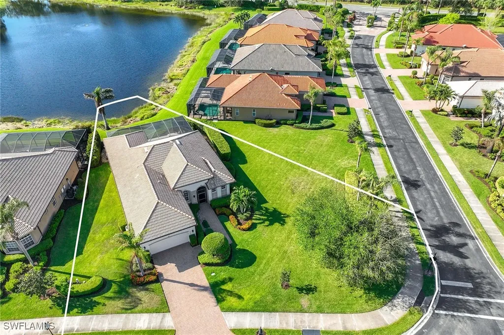 6145 Dogleg Drive Naples FL 34113