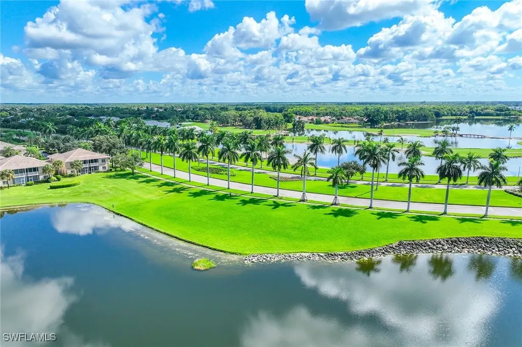 6145 Dogleg Drive Naples FL 34113