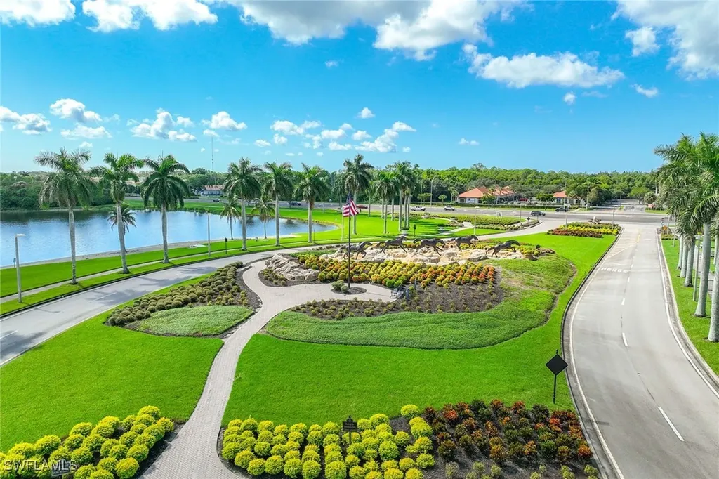 6145 Dogleg Drive Naples FL 34113