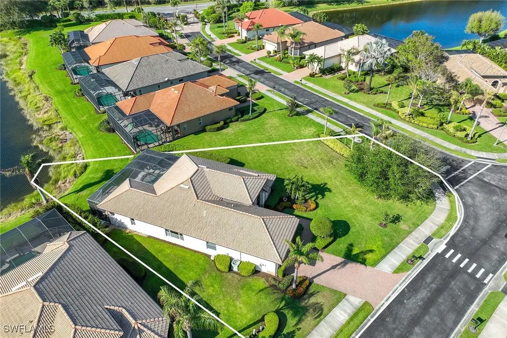 6145 Dogleg Drive Naples FL 34113