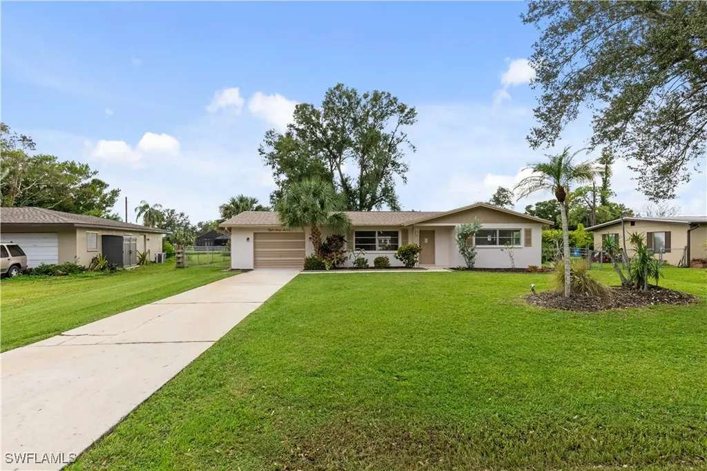 North Fort Myers FL, 867 June Parkway