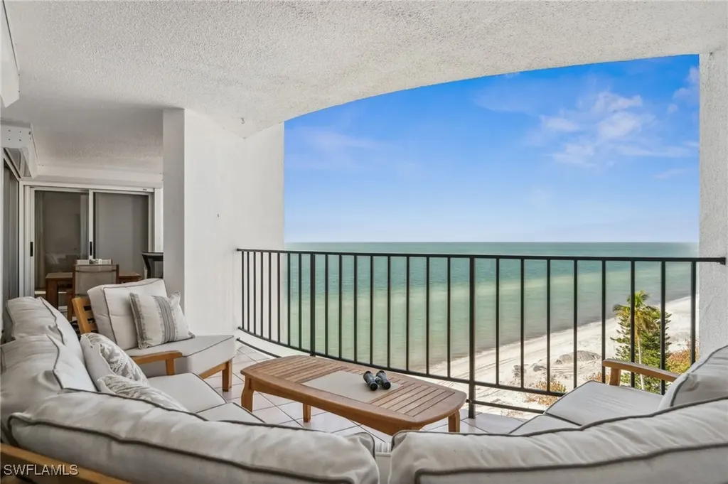 3951 Gulf Shore Boulevard N Naples FL 34103