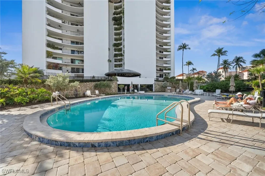 3951 Gulf Shore Boulevard N Naples FL 34103