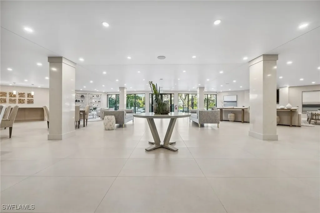 3951 Gulf Shore Boulevard N Naples FL 34103