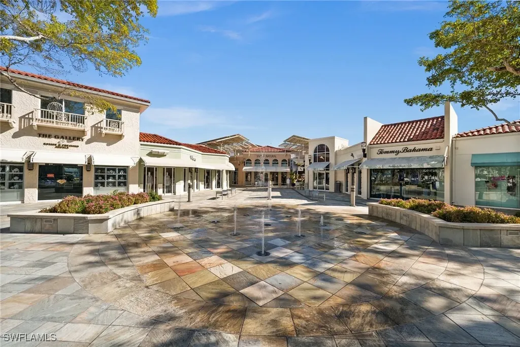 3951 Gulf Shore Boulevard N Naples FL 34103