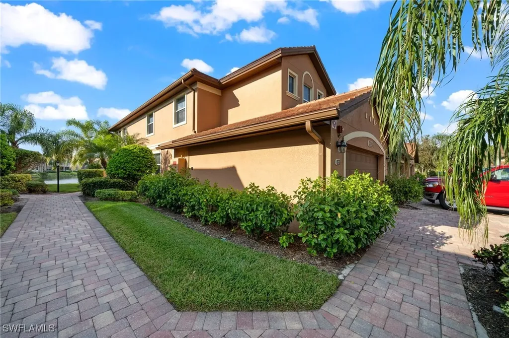 6652 Alden Woods Circle Naples FL 34113
