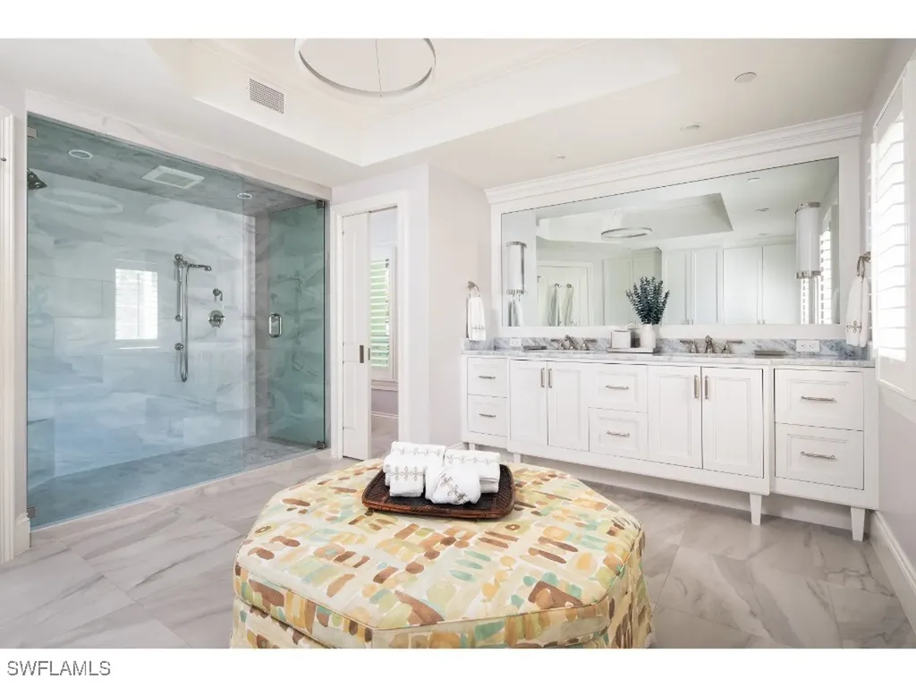 370 11th Avenue S Naples FL 34102