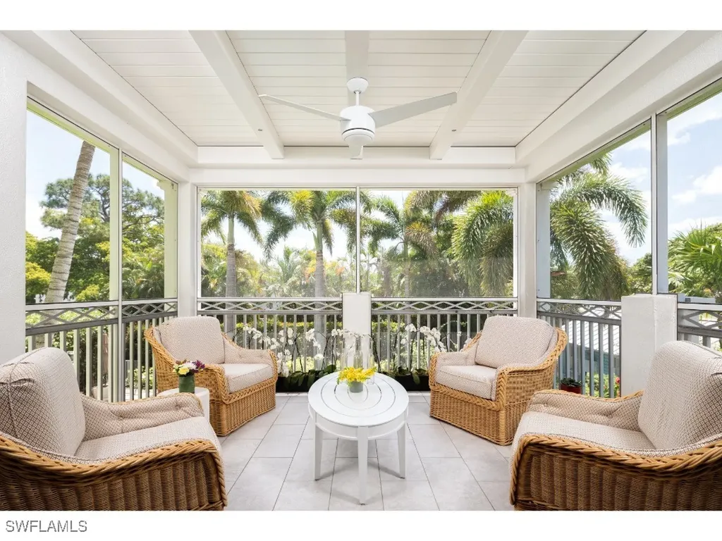 370 11th Avenue S Naples FL 34102