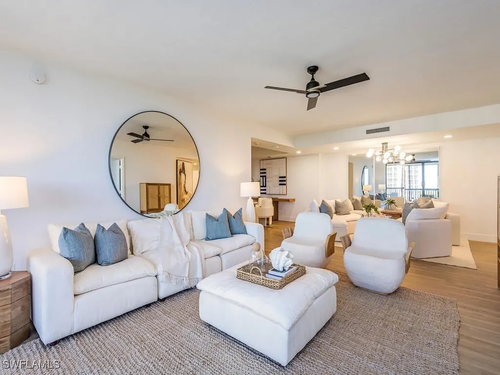 6075 Pelican Bay Boulevard Naples FL 34108