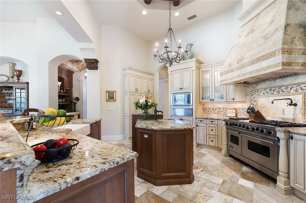 15188 Brolio Way Naples FL 34110