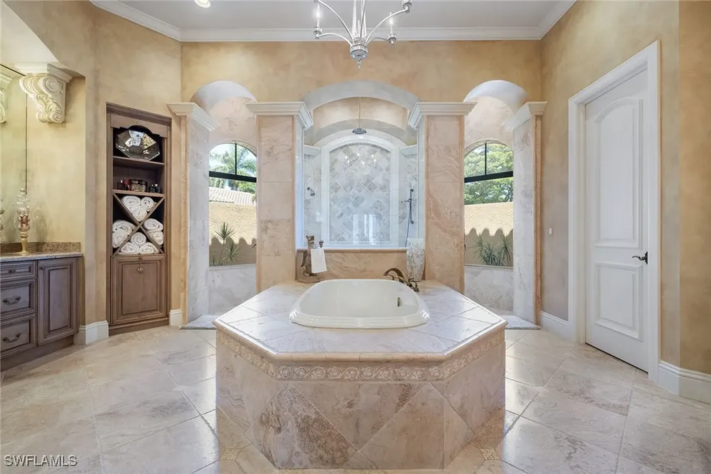15188 Brolio Way Naples FL 34110
