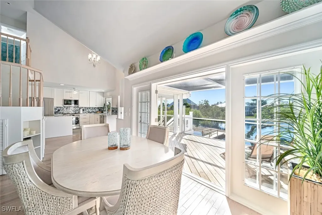 218 Daniel Drive Sanibel FL 33957