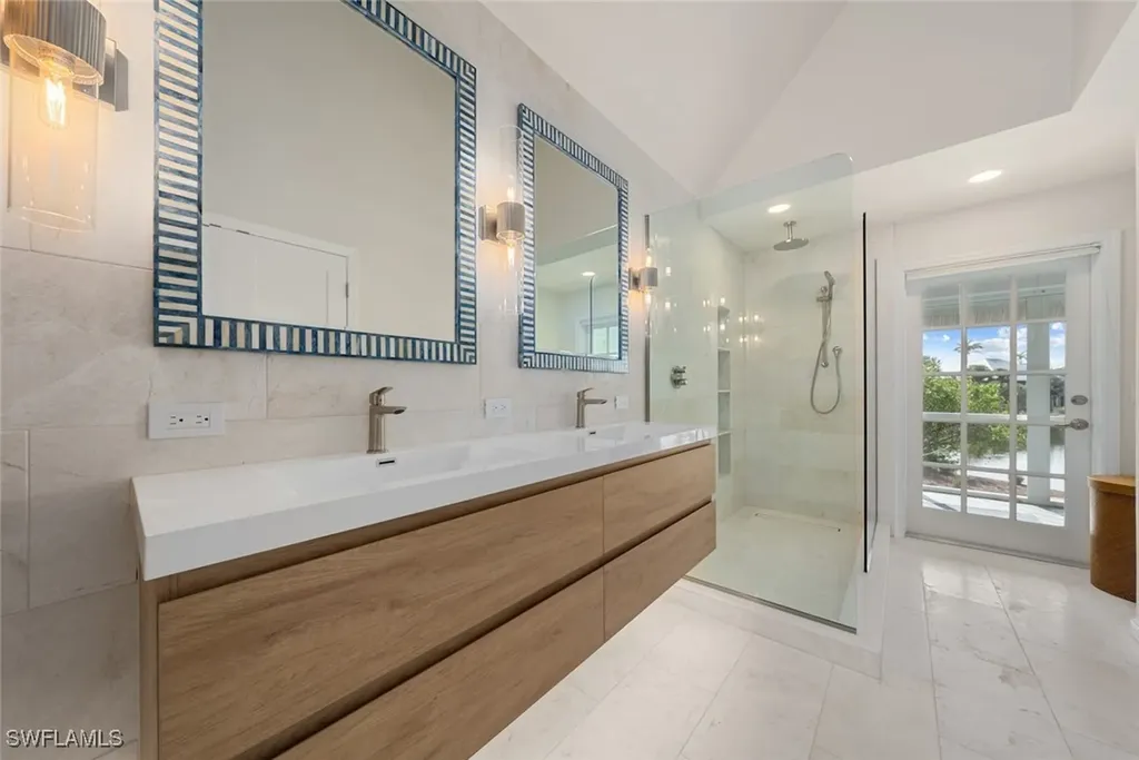 218 Daniel Drive Sanibel FL 33957