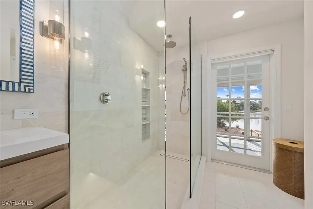 218 Daniel Drive Sanibel FL 33957