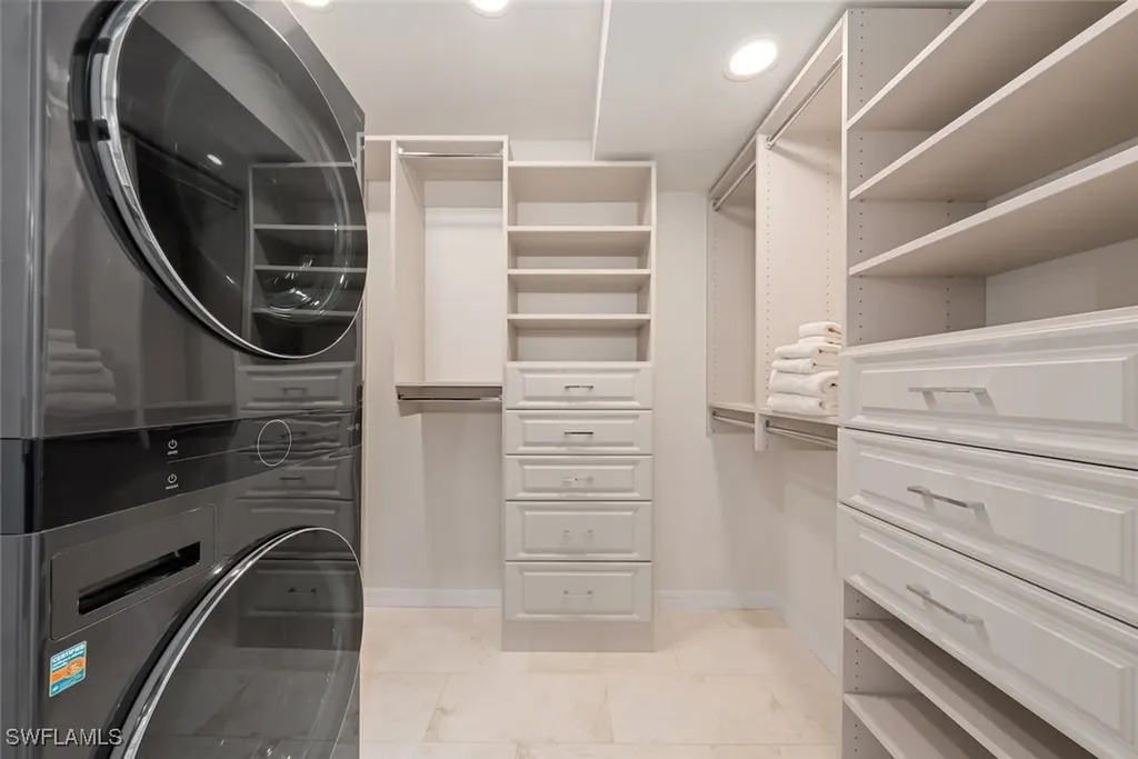 218 Daniel Drive Sanibel FL 33957