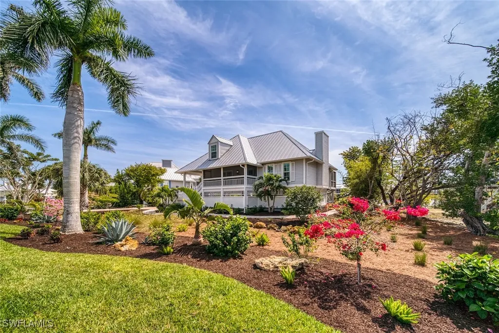 218 Daniel Drive Sanibel FL 33957