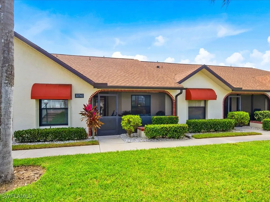 Naples FL, 10740 Henry Court, Unit 1603