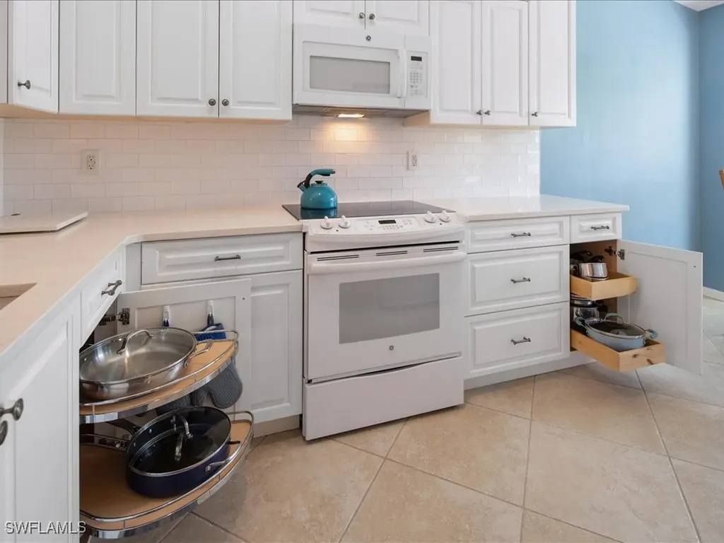 10740 Henry Court Naples FL 34109